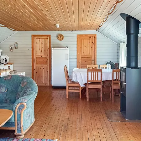 Amazing In Skage I Namdalen With Kitchen